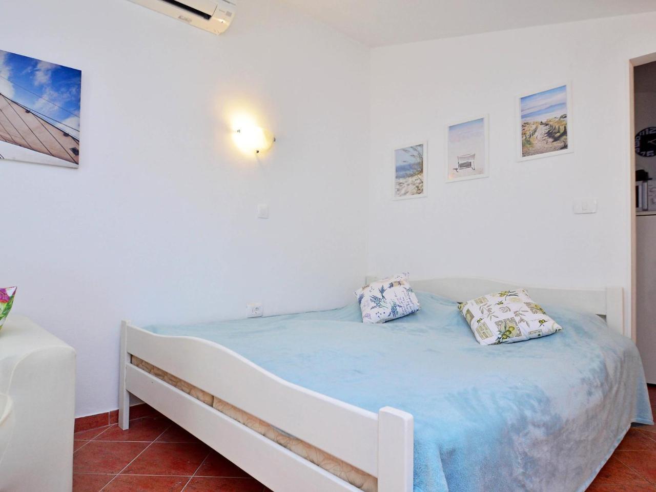 אומאג Holiday Home Aron By Interhome מראה חיצוני תמונה