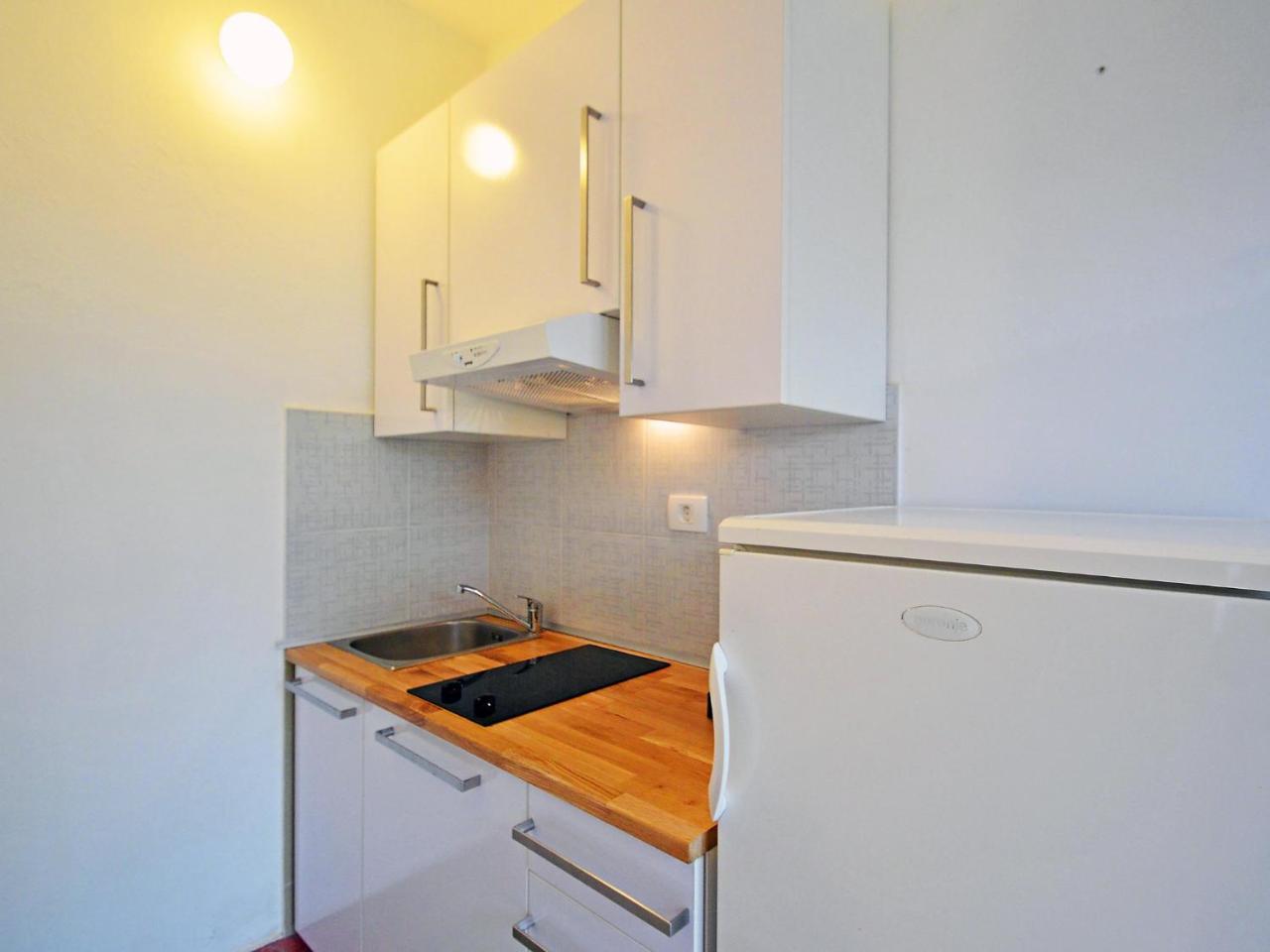 אומאג Holiday Home Aron By Interhome מראה חיצוני תמונה